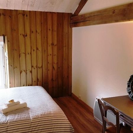 Domaine De L'Etanchet Hotel Saint-Hilaire-le-Vouhis Екстериор снимка