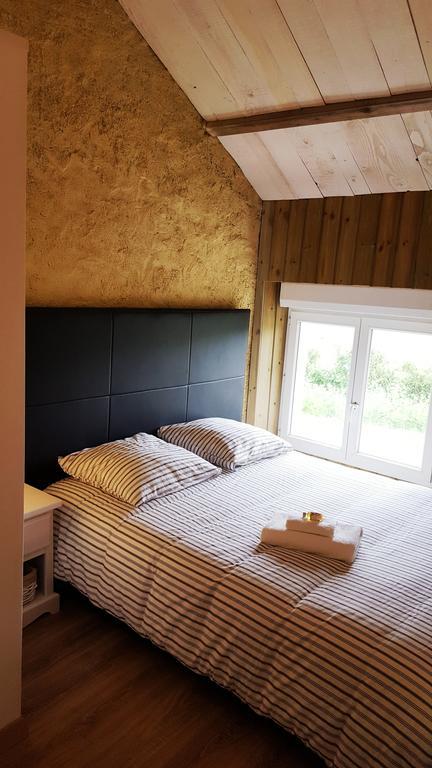 Domaine De L'Etanchet Hotel Saint-Hilaire-le-Vouhis Екстериор снимка
