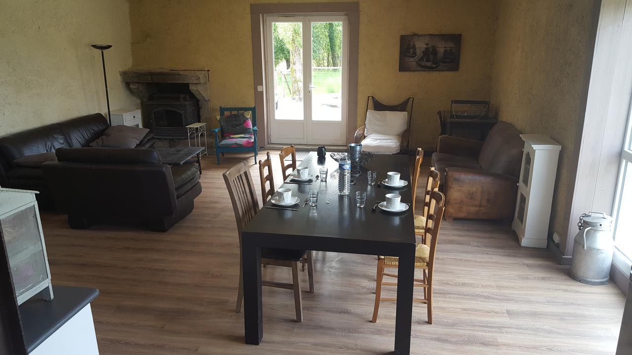 Domaine De L'Etanchet Hotel Saint-Hilaire-le-Vouhis Екстериор снимка