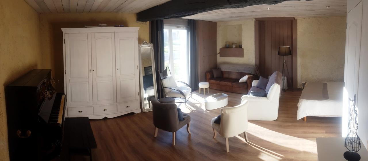 Domaine De L'Etanchet Hotel Saint-Hilaire-le-Vouhis Екстериор снимка